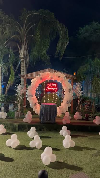 Anniversary Decor